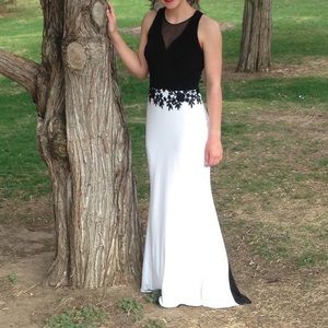 Black and white prom dress